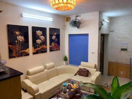 Nhà ở 5 tầng, phân lô ô tô Phùng Chí Kiên, sổ chính chủ, miễn tiếp trung gian và môi giới