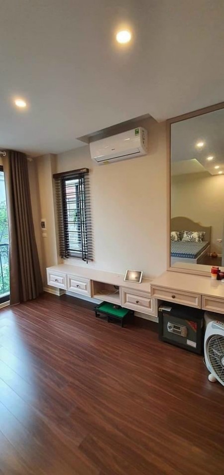 Mặt phố Xã Đàn, kinh doanh đỉnh vỉa hè rộng giá 16 tỷ có thương lượng chính chủ