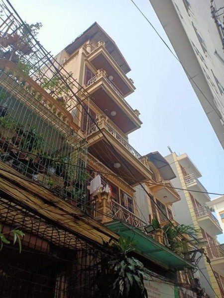 Bán nhà phân lô Nguyễn Khánh Toàn, ô tô đỗ cửa, sát phố, thoáng rộng mặt tiền rộng 65m2x5T, 7,3 tỷ