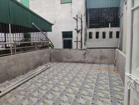 Cần bán nhà nguyên căn gía bán 10 tỷ, nhà đẹp rộng, diện tích sử dụng 52m2, đúc kiên cố