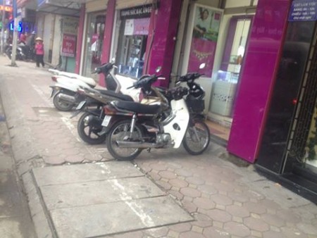 Bán nhà mặt phố Đào Tấn, phố Víp trung tâm quận Ba Đình, diện tích 55m2, đúc 4 tầng