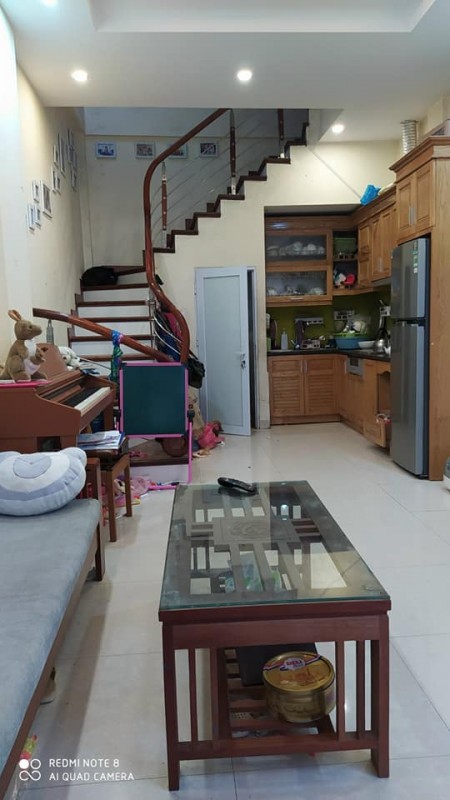 Bán nhà Trương Định, ngõ thông kinh doanh ngõ 3 gác ra vào, giá chỉ 3.25 tỷ, lhcc