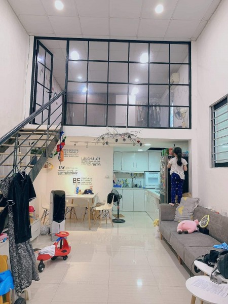 Bán Nhà Giải Phóng gần bến xe Giáp Bát diện tích 50m2 ô tô đỗ cửa 40tr/m2