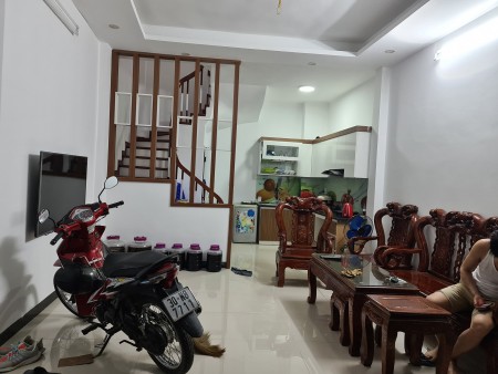 Bán nhà ô tô đỗ cửa An Dương Vương, dt 30-45m2, 5 tầng, mặt tiền 4.3m, giá 3.3 tỷ