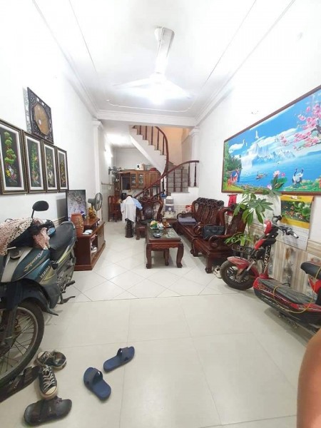 Bán nhà Khương Đình diện tích 33m2 giá 3.65 tỷ đầy đủ tiện ích khu an sinh tốt