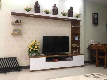 Bán gấp nhà nguyên căn cực đẹp phố Hào Nao, Đống Đa, dt 38m2, 5 tầng, giá 6 tỷ