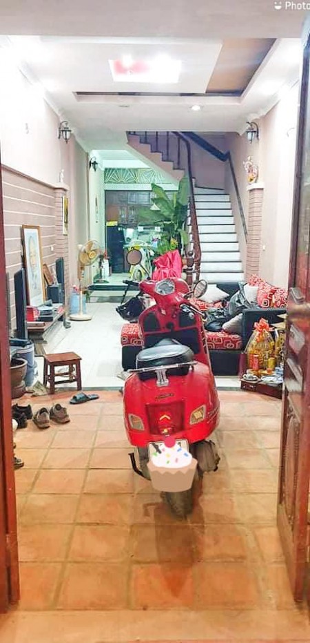 Bán nhà Chiến Thắng, Hà Đông rộng 52m2, 4 tầng đúc, ô tô tránh, kd, giá bán 6.9 tỷ