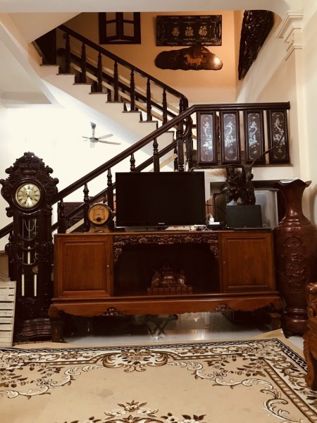 Cần bán nhà biệt thự tân cổ điểm 3 tầng Thái Nguyên, giá bán 2.4 tỷ, có lộc