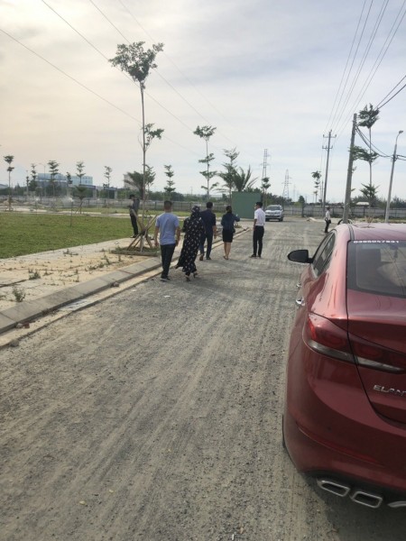 Cần bán lô đất trục đường Võ Như Hưng gần KCN Điện Nan Điện Ngọc, giá tốt