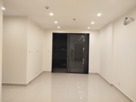 Bán căn hộ chung cư giá rẻ 2.6 tỷ, bao toàn phí, 3 phòng ngủ, 2 wc, cc Vinhomes Smart City