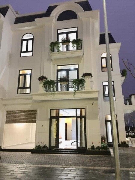 Cần bán nhà biệt thự Tân cổ điểm 3 tầng thành phố Thái Nguyên, chính sách ưu đãi