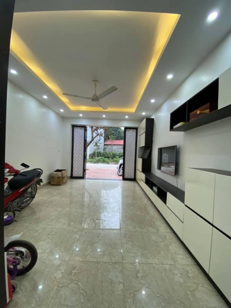 Bán nhà phố Lê Trọng Tấn, Hà Đông diện tích sử dụng 50m2 ô góc, ô tô giá 4 tỷ 55