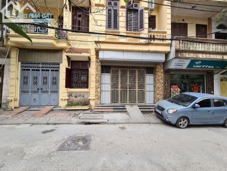 Cần bán nhà kinh doanh nhỏ, giá mềm khu vực Cổ Nhuế, liên hệ 0931859666