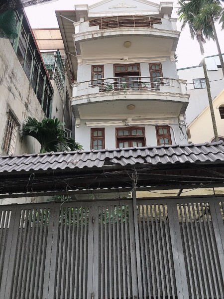Bán nhà cực sốc Nghi Tàm, Tây Hồ, diện tích 130m2, 4 tầng đúc, giá đất sổ chính chủ