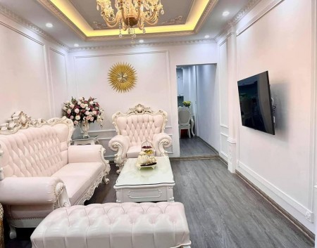Bán nhà phố Nguyễn Sơn,Quận Long Biên diện tích 43m2, quy hoạch ổn định, dân trí cao