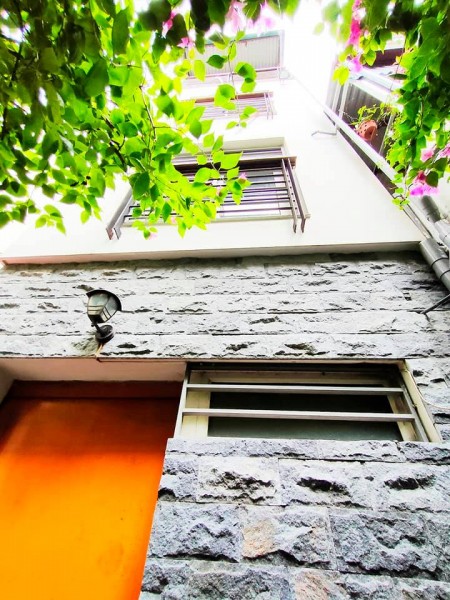Bán nhà Lò Đúc mới đẹp tiếp giáp phố cổ thiết kế hiện đại dt 42m 5 tầng giá bán 5,5 tỷ