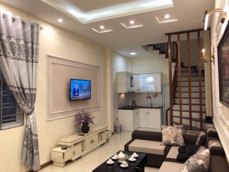 Bán gấp nhà nguyên căn Quận Ba Đình, ô tô kinh doanh diện tích 40m2, giá 3.5 tỷ