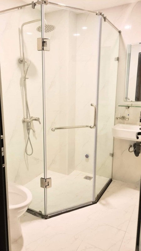Bán nhà Võng Thị Quận Tây Hồ, bao đẹp, diện tích 38m2, giá bán 9.2 tỷ, lhcc