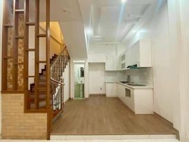 Bán Nhà Hoàng Văn Thái, Thanh Xuân 35m 4 Tầng MT 3,8m, Ô Tô Đỗ Cổng. Nhỉnh 3 tỷ.
