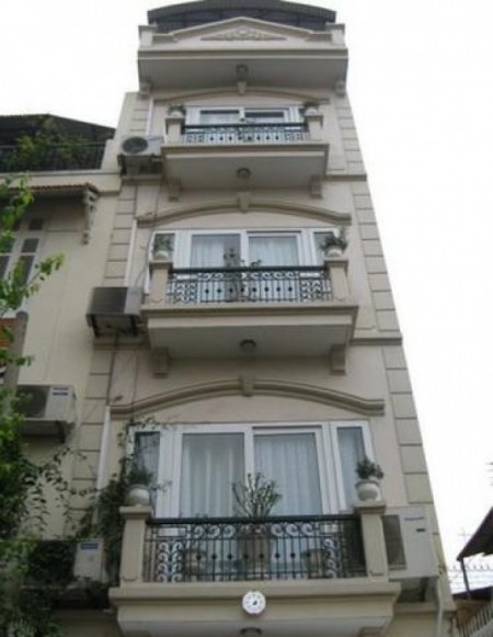 Bán nhà trong ngõ 94 Ngọc Lâm Long Biên, Lô góc 2 mặt thoáng, gần cầu Long Biên, giá 4.5 tỷ