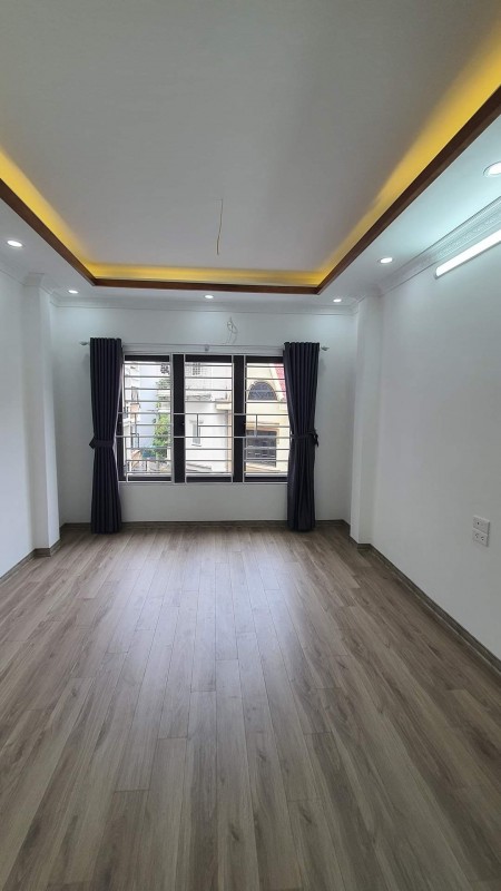 Bán nhà ngõ 29 Khương Hạ, Thanh Xuân, ngõ nông, gần phố, giá chỉ 2.4 tỷ. Liên hệ: 0368781929