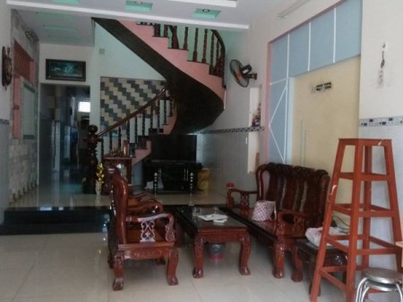 Lô góc ngõ nông đầy đủ công năng, cho thuê phòng giá trị cao, giá bán 3.2 tỷ, sổ riêng