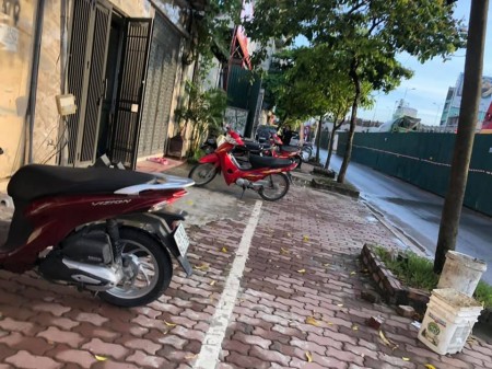 Bán đất Đàm Quang Trung,vỉa hè rộng, Kinh doanh sầm uất 47m , giá 6.3 tỷ