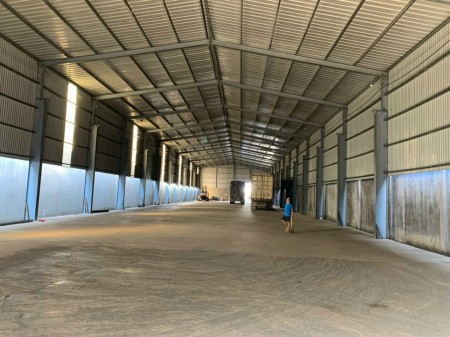 Cần cho thuê kho xưởng 1000m2 đến 1500m2 Bến Bình Đông Quận 8 giá 95 nghìn/m2/tháng