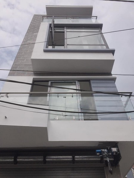 Bán nhà Yên Nghĩa Hà Đông, lô góc ô tô 7 chỗ vào nhà, dt 31m2, 4 tầng, giá chỉ 2.25 tỷ