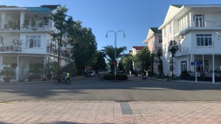 Đi đến slide 2