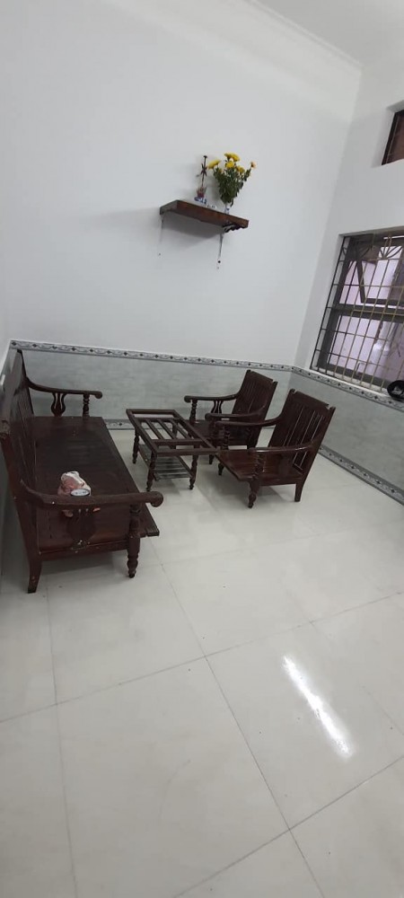 Bán nhà phố Chính Kinh, Thanh Xuân dt 45m2 Mặt tiền 4.5m Ô tô gần. Giá nhỉnh 3 tỷ.