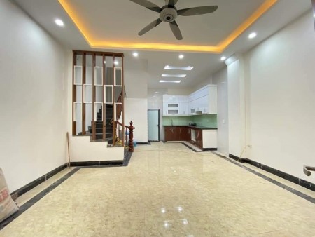 Bán nhà 4 tầng Mỗ Lao, gần hồ điều hòa giá chỉ 3 tỷ, liên hệ chính chủ 0389725989