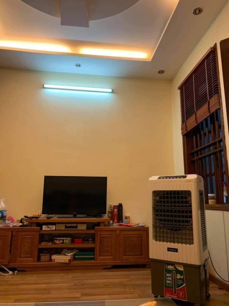 Cần bán căn nhà tại Tiền Phong Mê Linh Hà Nội, DT 80m2 Giá 2.65 tỷ LH 0982166276