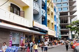 Cho thuê khách sạn 80 phòng vị trí đắc địa khu Thùy Vân, phường 2