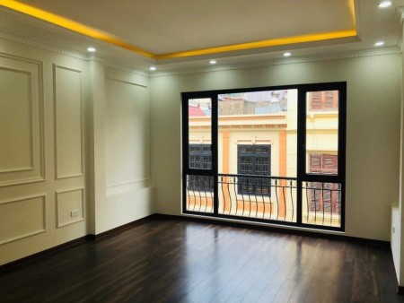 Bán nhà Lê Quang Đạo, Phú Đô, Nam Từ Liêm 78m, 5 tầng, mt5m, ô tô 7 chỗ vào nhà, giá 8 tỷ