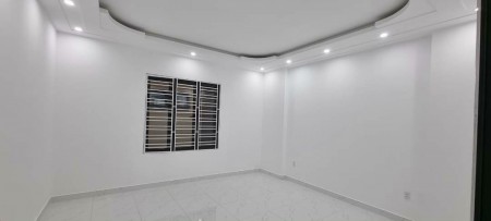 Bán nhà 3 tầng Miếu Hai Xã, 46m2 ngõ 3m chỉ 2,25 tỷ Nhà xây mới. nội thất cao cấp