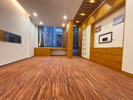 Nhà phố Thái Hà, Đống Đa kinh doanh đỉnh, gara ô tô rộng 48m2, 5 tầng mt 5m giá 8,5tỷ