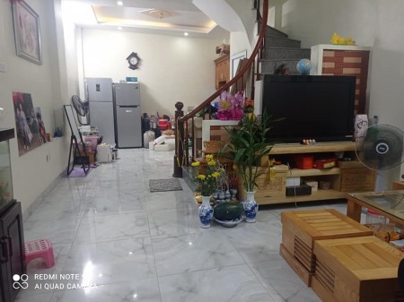 Bán nhà tổ 12 Yên Nghĩa, Hà Đông gần công viên, diện tích 36m2, 4 tầng, chỉ 2.3 tỷ