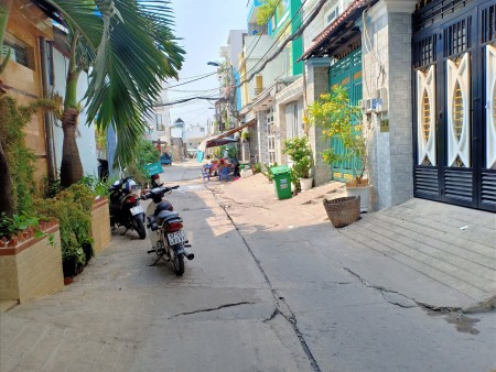 Bán nhà Nguyễn Văn Luông, Quận 6, hẻm 6m, 48m2, 3tỷ9. LH: 0772695942