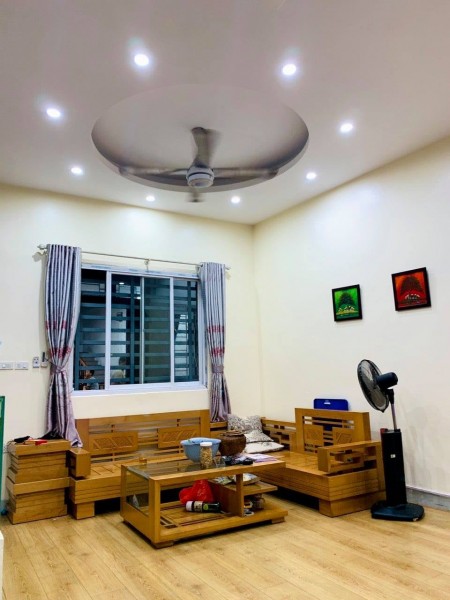 Bán nhà Phạm Hùng Lô Góc 2 mặt tiền ô tô đỗ cửa dt 40m2, 4 tầng, mt 5.1m, giá 3.65 tỷ