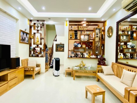 Bán nhà phố Quan Nhân, Thanh Xuân, lô góc, gần ô tô dt 60m2, giá 6.8 tỷ, lh 0962602255.