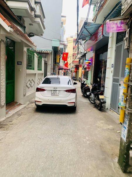 Bán nhà nguyên căn Xuân La phân lô. Vip phân lô quân đội ô tô tránh, thoáng trước sau giá 7 tỷ