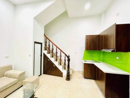 Bán nhà Trương Định, tầm tiền hiếm trung tâm, nhà nguyên căn đẹp ở ngay, chỉ 2.4 tỷ