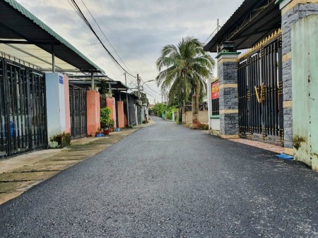 Nhà nguyên căn Tương Bình Hiệp, Thủ Dầu Một, Bình Dương đúc 1 trệt 1 lầu