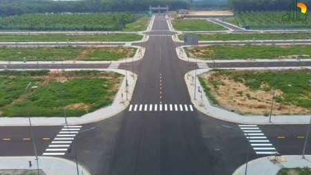 Kẹt tiền cần ra gấp lô đất nằm ngay cổng KCN visip 2 mở rộng, mặt tiền đường DT 742.