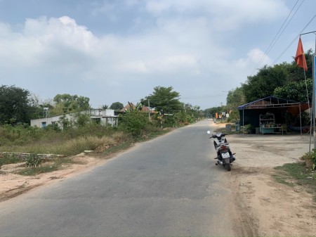Cần bán lô đất 100m2 full thổ cư mỹ phước 2 thị xã Bến Cát, full thổ cư