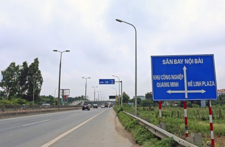 Đất đẹp Quang Minh, dt 100m2, 3 mặt đường đẹp giá rẻ nhất khu vực. chỉ 4.3 tỷ