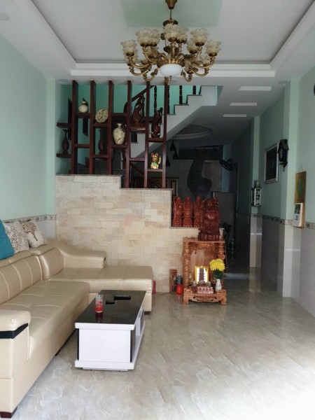 Bán nhà nguyên căn chỉ có 1 căn duy nhất Trường Chinh, dt 4x11, P 13, giá cực mềm
