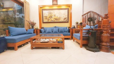 Bán nhà diện tích sử dụng 40m2 5 tầng, giá 4.5 tỷ nhà mới, 10m ra phố Trương Định
