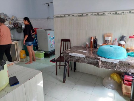 Nhà bán chịu lỗ rẻ hơn thị trường, dt 63,5m2, gần Nguyễn Thị Thập, Quận 7, lh 0989149953